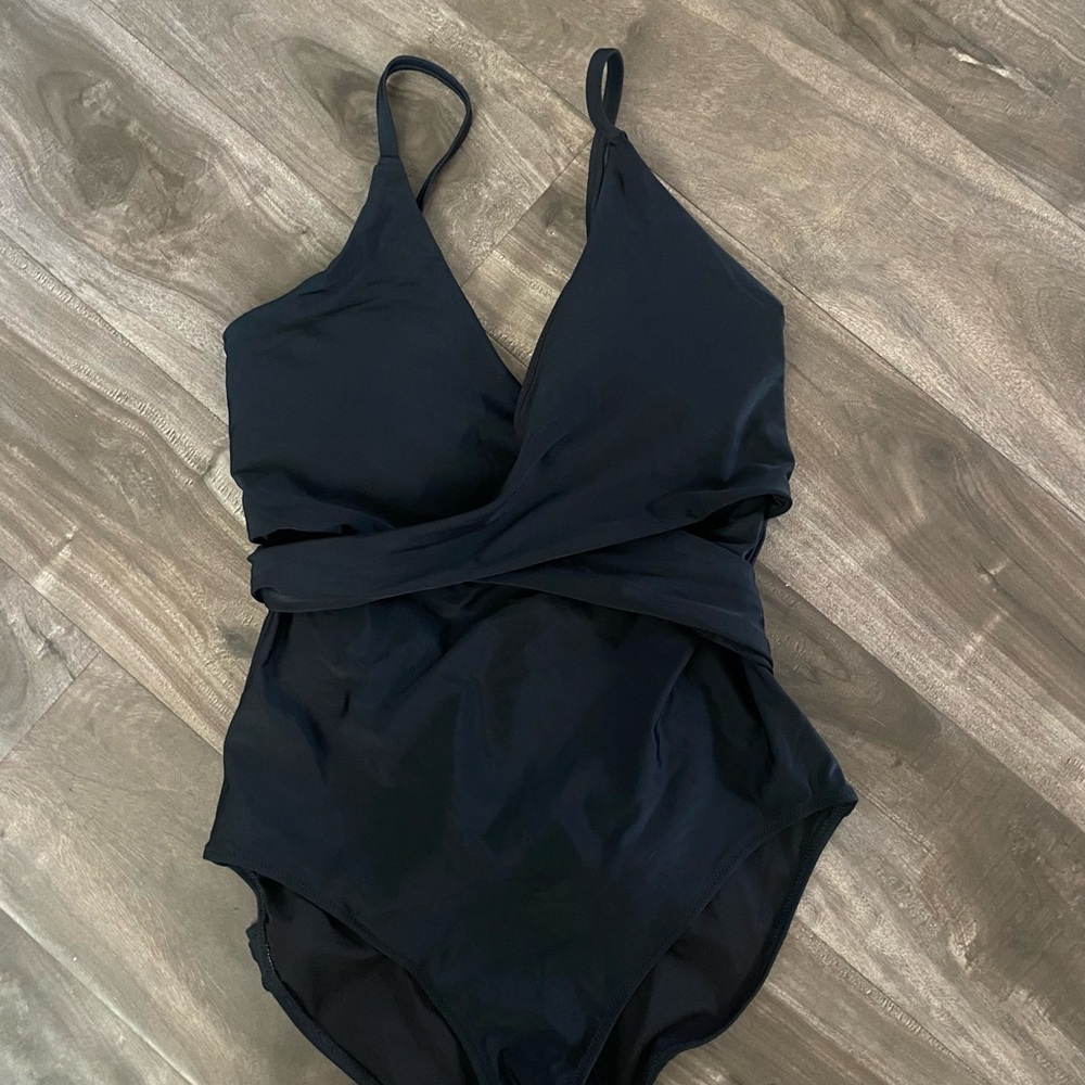 Black One-Piece Swim Suit with Twist Waist - Picture 3 of 4